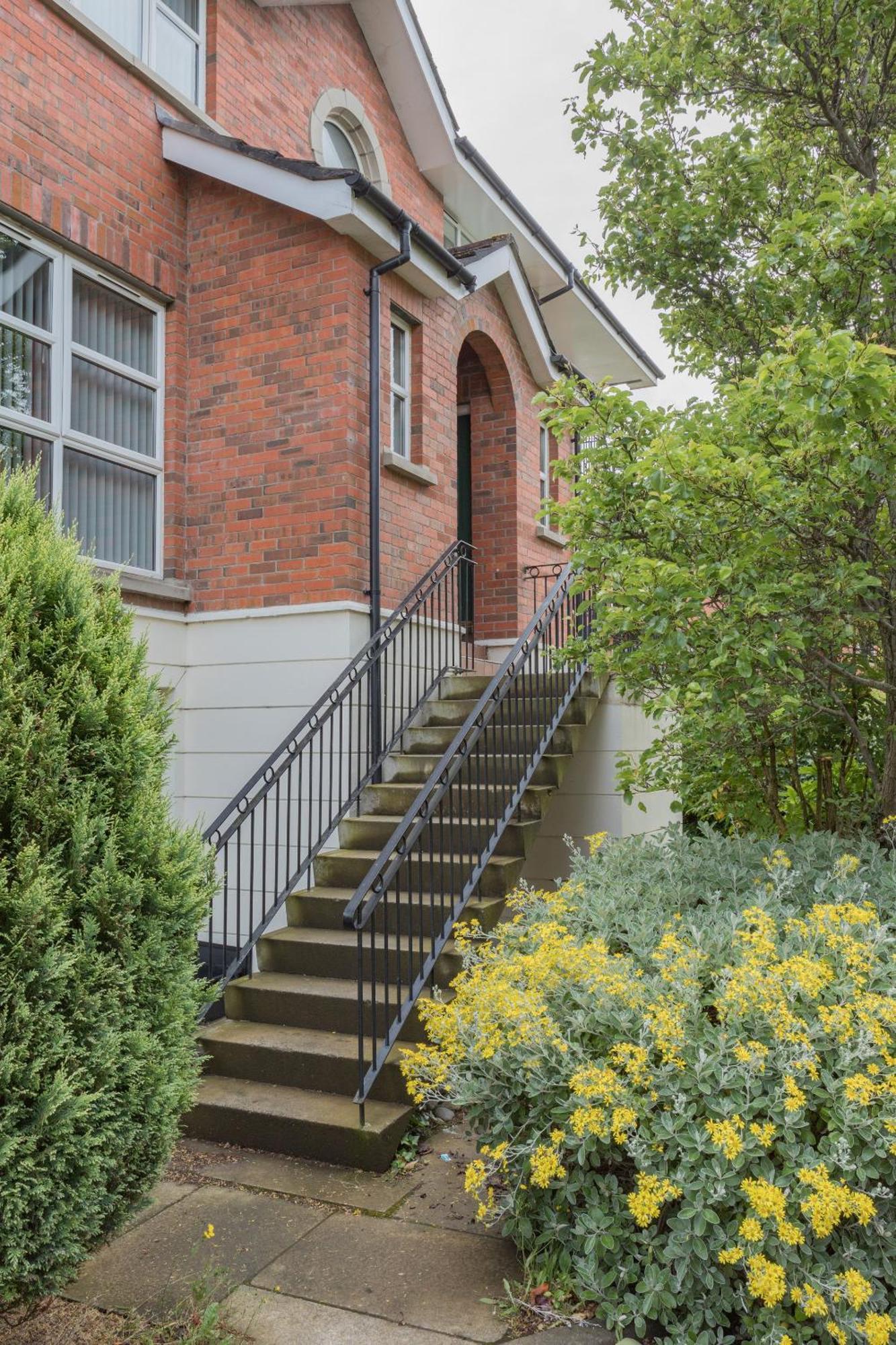 Ardenlee - Stylish 3 Bed Apt Close To City, Parking And Wifi Belfast Kültér fotó
