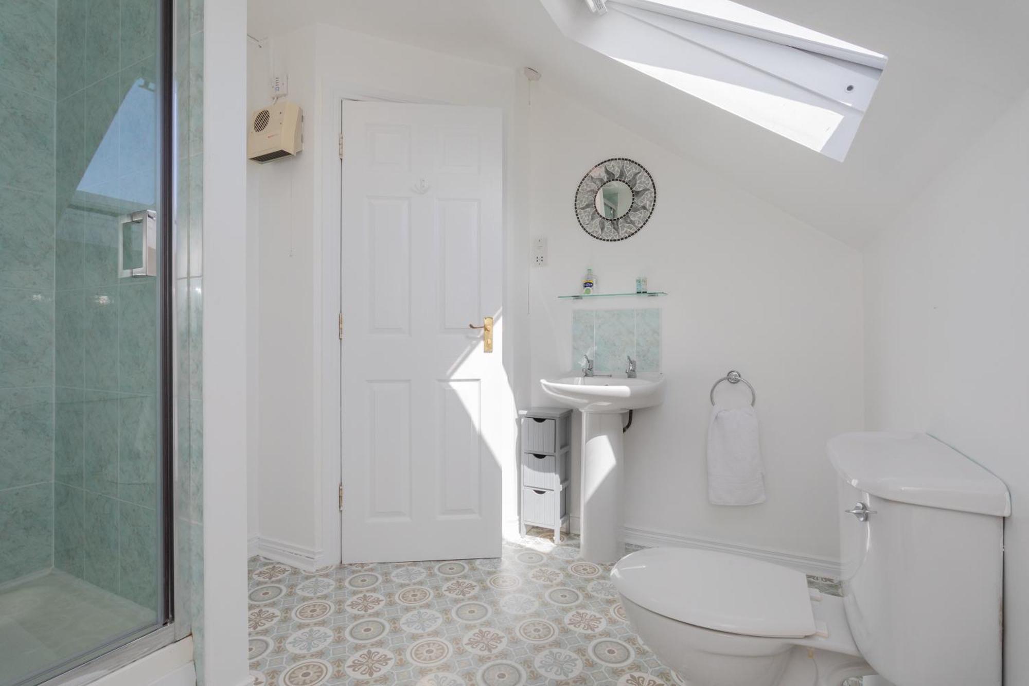 Ardenlee - Stylish 3 Bed Apt Close To City, Parking And Wifi Belfast Kültér fotó