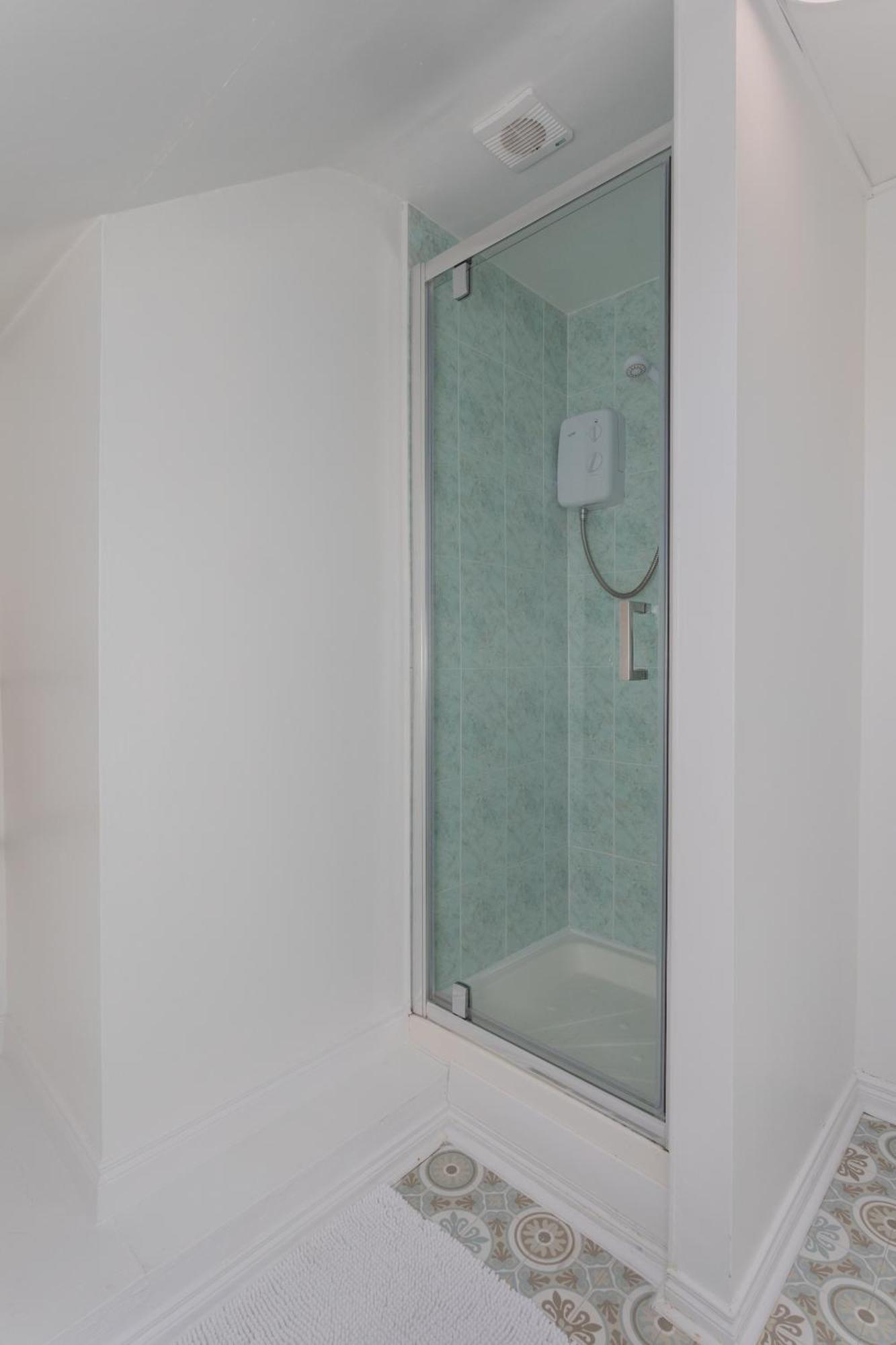 Ardenlee - Stylish 3 Bed Apt Close To City, Parking And Wifi Belfast Kültér fotó